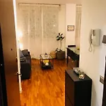 [PORTAVENEZIA49] - Appartamento Milano Porta Venezia con Jacuzzi